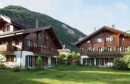 Central Interlaken Apartment | CityChalet Appartement/Fewo Enzian* by Interhome