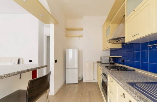 Binda House | Comfortable 40m2 studio flat, ideal for 3 people, located on the third floor of a building with lift.The accommodation is located a stone's throw from Famagusta, characterized by a strong residential and student vocation, offering a quiet environment, gr