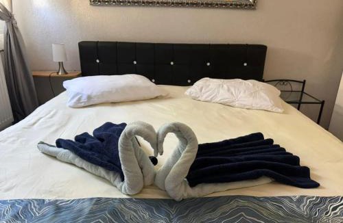 Bevaix Apartment | Comfortable studio in Bevaix with mountain view - 30 m² + Spa