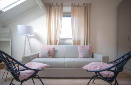 Albate House | Comonfive Apartments