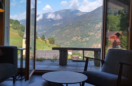 Grengiols Ski Chalet | Completely new ground floor apartment in Swiss Chalet