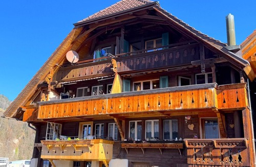 Sigriswil Apartment | Concierge, Swiss Alps Scenic Views by SwissHut