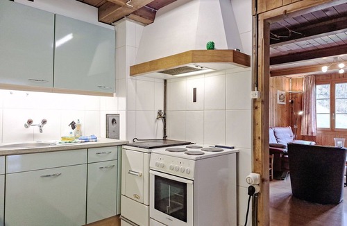 Lauterbrunnen Apartment | Cosy apartment for 4 people with WIFI, TV, terrace, pets allowed and panoramic view