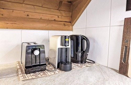 Lauterbrunnen Apartment | Cosy apartment for 4 people with WIFI, TV, terrace, pets allowed and panoramic view