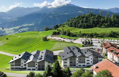 Falera Apartment | Cosy apartment for 5 guests with WIFI, pool, TV, balcony, pets allowed and panoramic view
