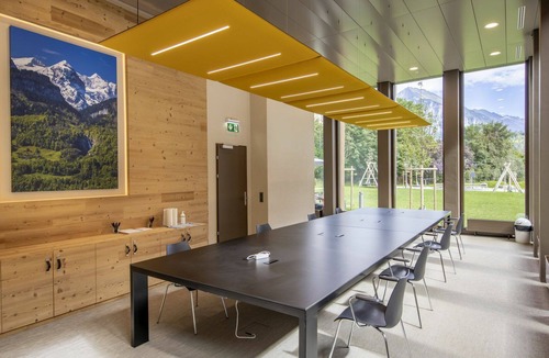 Meiringen Apartment | Cosy apartment for 6 people with WIFI, TV, terrace, pets allowed and parking