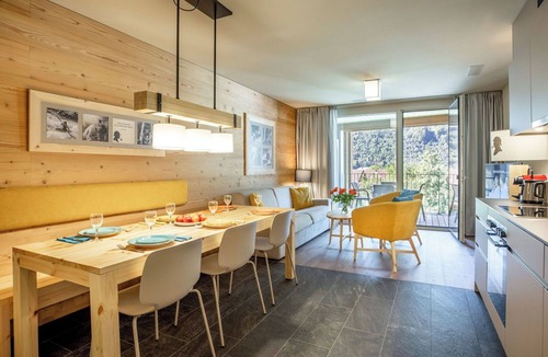 Meiringen Apartment | Cosy apartment for 6 people with WIFI, TV, terrace and pets allowed