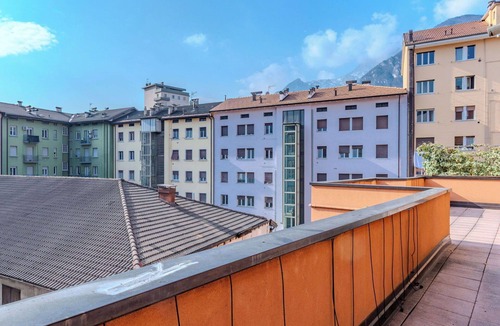 Trento Apartment | Cosy apartment for 6 guests with WIFI, A/C, TV and patio