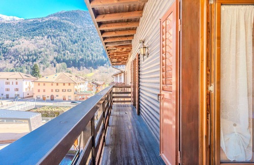 Borzago Apartment | Cosy apartment for 6 people with WIFI, TV and balcony