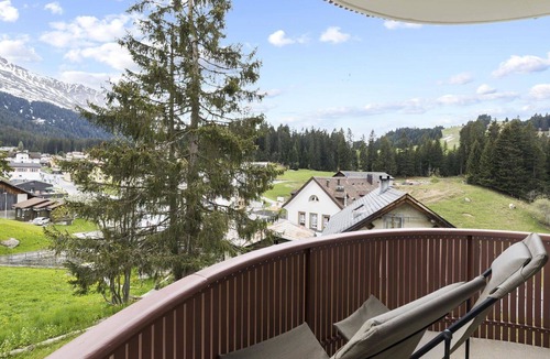 Parpan Apartment | Cosy apartment for 6 people with WIFI, TV and balcony