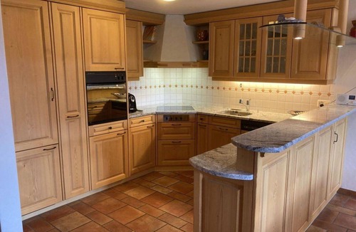 Saanenmoeser Apartment | Cosy apartment for 6 people with WIFI, TV and balcony