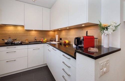 Grindelwald Apartment | Cosy apartment for 5 guests with WIFI, TV, balcony and panoramic view