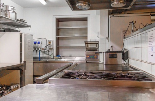 Vercorin House | Cosy apartment in villa for 27 guests with hot tub, WIFI and patio