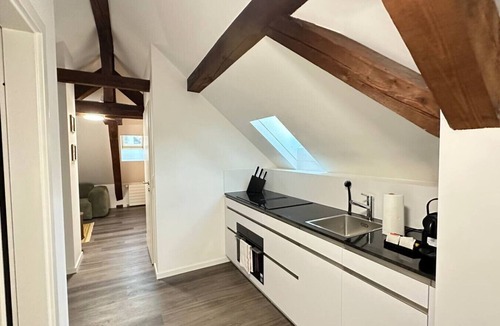 Wipkingen Apartment | Cosy attic studio for two — quiet Wipkingen, tram nearby