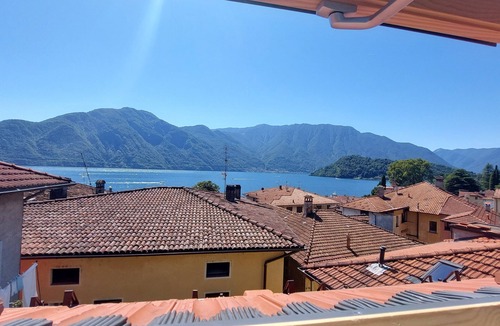 Azzano Apartment | Cosy retreat, historical village on Lake Como, close to lake/services with views