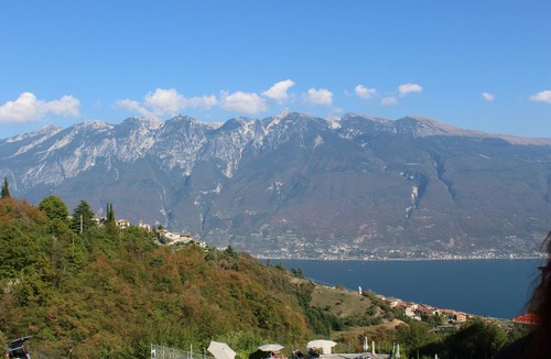 Aer House | Cozy 90 sqm apartment in Tignale with pool, garden, terrace, parking and Wi-Fi