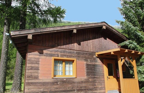 Saas-Balen Ski Chalet | Cozy Chalet in Meiggerli with Garden