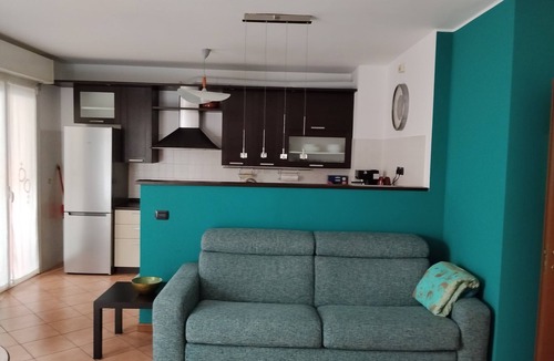 Milan Bed & Breakfast | Cozy three-bedroom apartment in Santa Giulia, well-serviced neighborhood