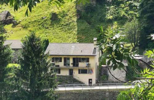 Gerra Verzasca Apartment | Cuore Verde Apartment