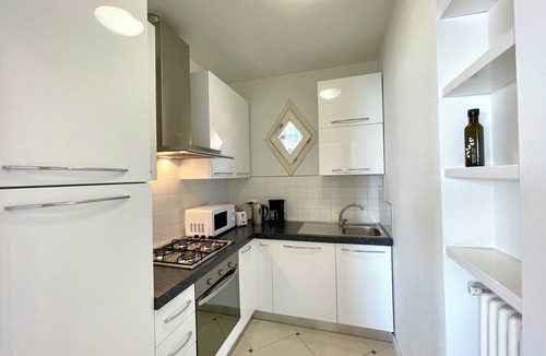 Morgnaga Apartment | D1MORA Riva Serena Apartment for 3 people with large balcony frontlake