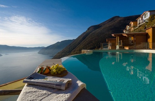 Parzanica Apartment | Delphi - Amazing Design Apartment with Lake View