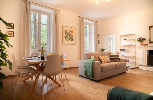 Angera Apartment | Dimora La Rondanina Vista Lago Maggiore