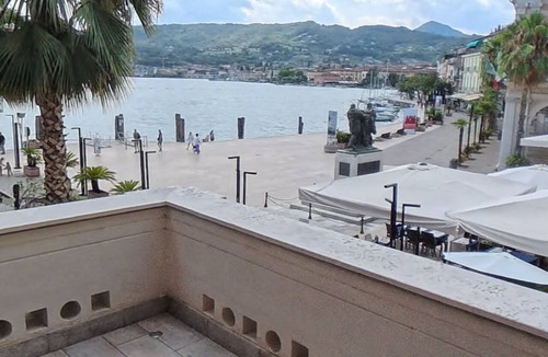 Salo Apartment | DIMORE DEL CENTRO - Domus Aurea