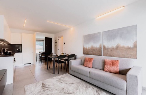 Bellinzona Apartment | Easylife Swiss - [Spectacular and Modern] 5* for 3 guests - Oro