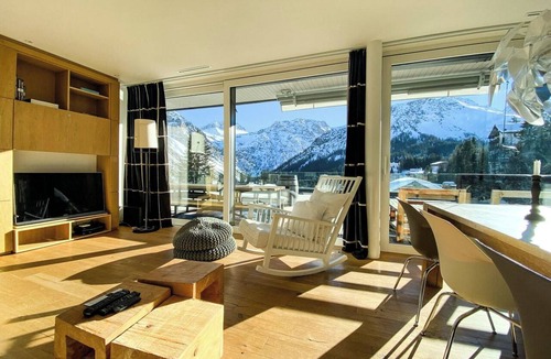 Arosa Apartment | Eden Mountain Resort - Wohnung "Bellavista" Appartement/Fewo, Dusche und Bad, WC by Interhome