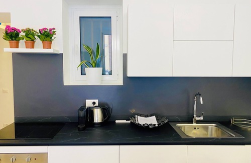 Loreto Apartment | Elegant Central Suite 1930