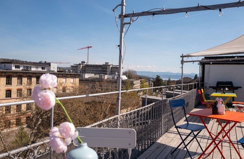 Oberstrass Apartment | Elegant rose-toned 3-BR near ETH · Kreis 6