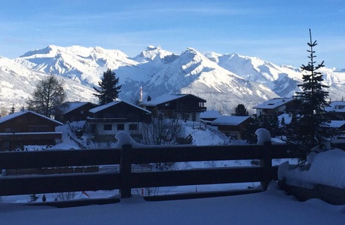 Saint-Pierre-de-Clages Apartment | Elisabeth - close to the centre, view