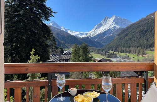 Evolene Apartment | Evolène Panorama- Renovated Apartment with Dent Blanche View 2-4 persons
