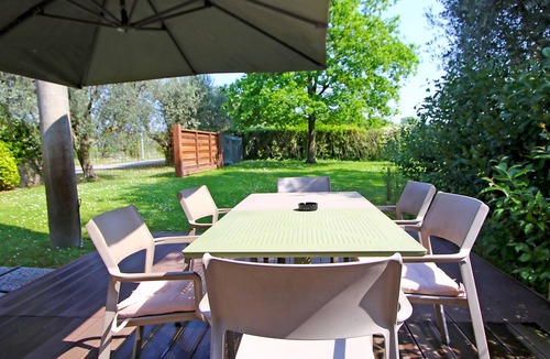 San Benedetto di Lugana Apartment | Exclusive villa among the vineyards of Peschiera del Garda