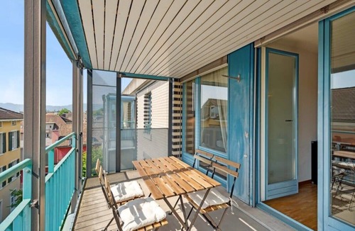 Hottingen Apartment | Experience 1-BR Urban Chic in Zurich