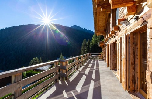 Riddes Ski Chalet | Fabulous Luxury Spa Chalet w. Jacuzzi Sauna