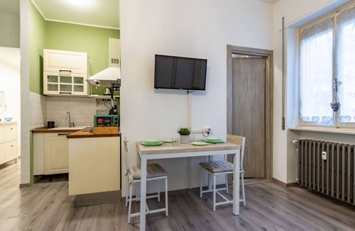 Aggregazione Rionale 9 Apartment | Feel Good - Downtown Varese - Apartment for 2 people - Free Wi-Fi - By Guestaly