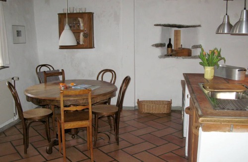 Surcasti Apartment | Ferienhaus Altes Pfarrhaus, Surcasti, (Surcasti), 15000B by Interhome