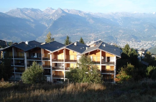 Nendaz Apartment | Flat "Mont-Fort 14A" with mountain and valley view
