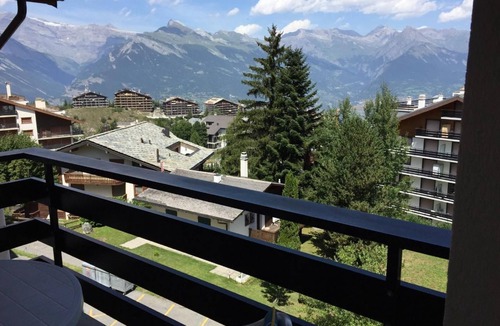 Nendaz Apartment | Flat "Mont-Fort 14A" with mountain and valley view