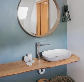 Brugg Bed & Breakfast | Flusshaus BnB Alicudi