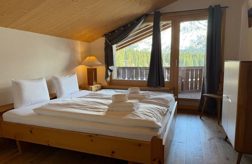 Arosa Apartment | Furkasunna by Arosa Holiday Appartement/Fewo, Dusche oder Bad, WC, 7-Bettwohnung by Interhome