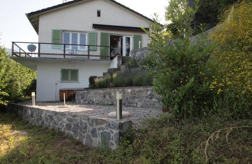 Montreux House | Gais Alpins