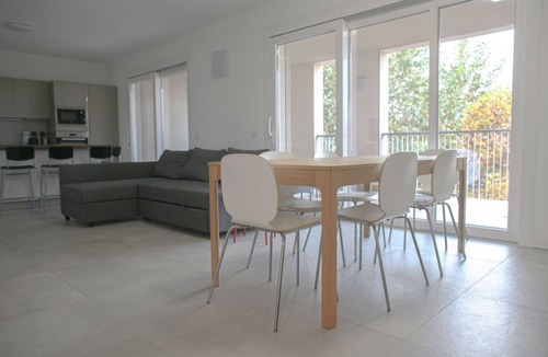 Ghisolfa Apartment | GOVONE, 78 · Ampio e luminoso appartamento con terrazza