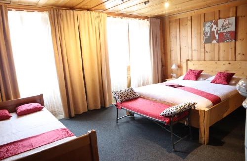 Gruyeres House | Gruyère Rooms