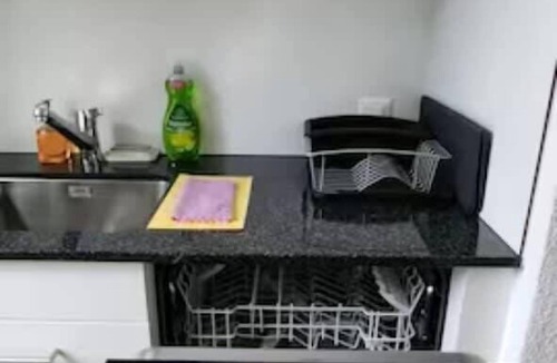 Werd Apartment | Guest Fave Downtown 2-BR Loft Apartment 5B