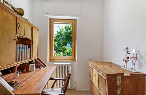 Cernobbio Apartment | GuestHost - Charming and bright flat for 5 people in Cernobbio, in the hamlet of Rovenna, on the way up to mount Bisbino.The apartment, furnished with vintage and modern furniture, comes with private parking and enjoyable outdoor spaces, like the pergola