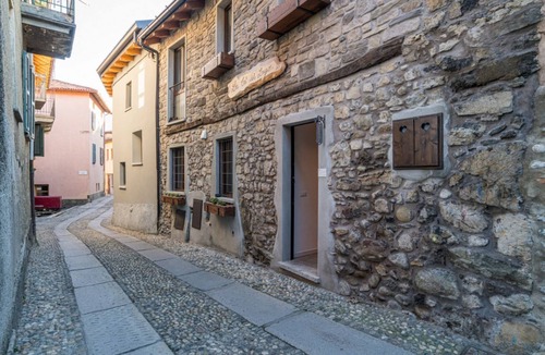Visgnola Apartment | GuestHost - Cozy 35 sqm apartment, perfect for four people, located on the ground floor of a building (access via one step).The property is located in Visgnola, a quiet village near Bellagio, one of Lake Como's most popular destinations. It's well-served