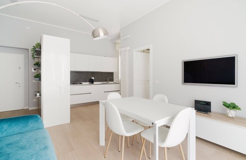 Ripamonti Corvetto Apartment | GuestHost - Cozy & Bright Apartment X3