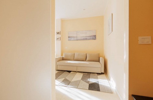 Turro Apartment | GuestHost - Nice apartment of 44 sqm, located on the mezzanine floor of a building WITHOUT elevator, able to accommodate up to 2 people! The accommodation is located in a strategic position equipped with the main services: restaurants, bars, supermarkets